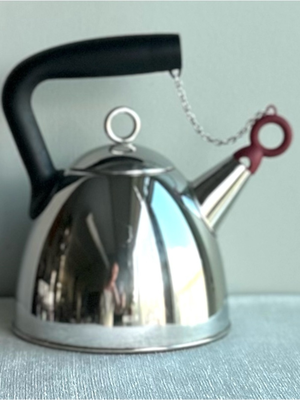 MICHAEL GRAVES VTG whistle keeper stainless steel teapot excellent !!! ⭐️⭐️⭐️